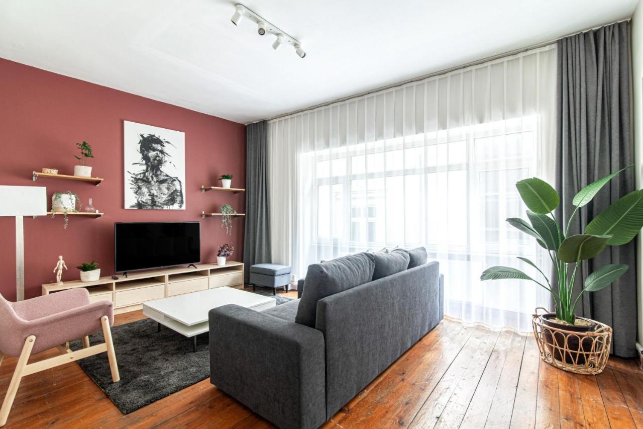 Sleek Flat Within Walking Distance To Pera Museum Apartment Istanbul Bagian luar foto